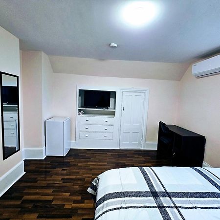Sunflower Guest Suites 萨默塞德 外观 照片